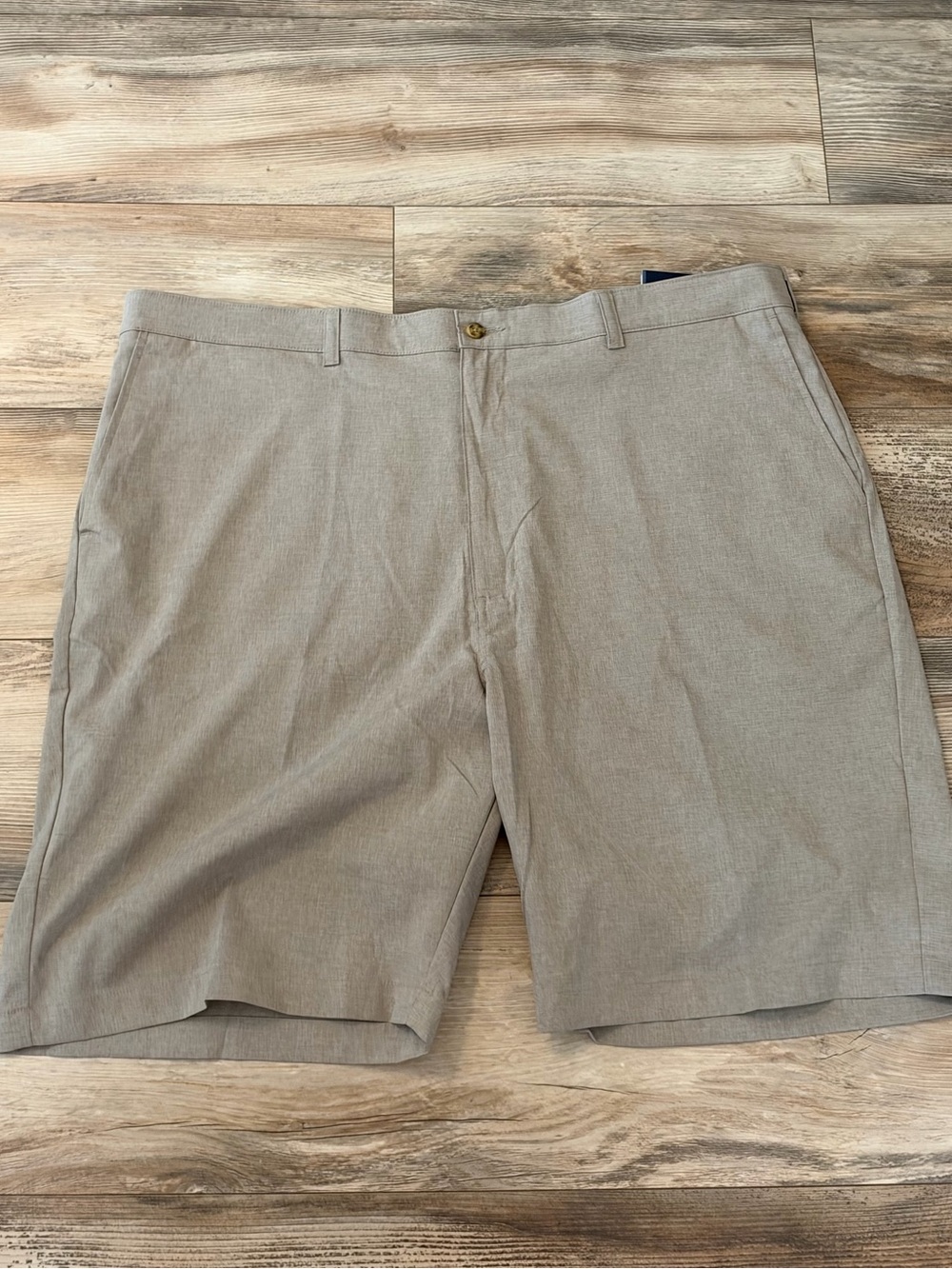 Ben Hogan Performance Golf Shorts Khaki Size 44 NWT